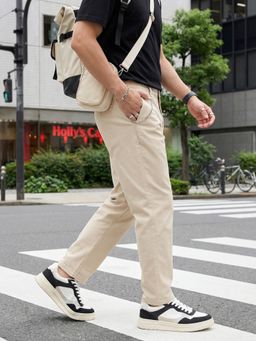 Nobero - Men Beige Classic Stretch Chinos