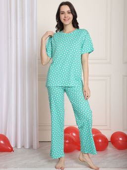 Kanvin - Green Printed Relaxed Fit Top and Pyjama (Set of 2)