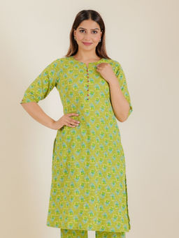 ARAMYA - Women Green Soft Cotton A-Line Floral Butti Print Kurta