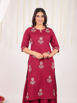 ARAMYA - Women Maroon Soft Cotton Embroidered Kurta