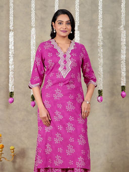 ARAMYA - Women Pink Soft Cotton Straight Printed Mirror Work Kurta