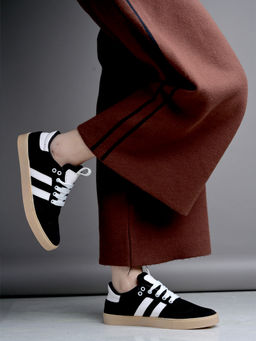 Shoetopia - Women Black Smart Casual Sneakers