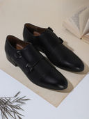 Black color option, Sold out, Currently selected
