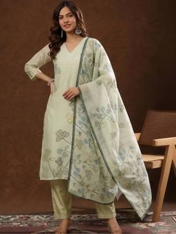 Gahan - Smart Women Printed Kurta with Pant with Dupatta
