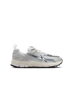 Nike - Unisex White Vomero 5 Sneakers