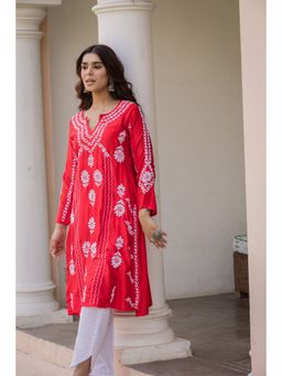 HOUSE OF KARI - Saba Chikankari Kurta In Barfi Silk Red