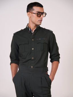 S&N by Shantnu Nikhil - Men Green Rayon Blend Plain Slim Fit Shirt