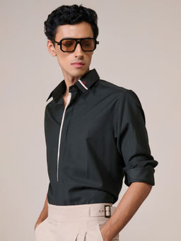 S&N by Shantnu Nikhil - Men's Green Rayon Blend Plain Slim Fit Shirt