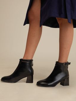 Twenty Dresses by Nykaa Fashion - Black Square Block Heel Boots
