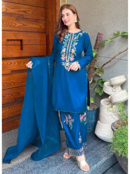 Mirraw - Women'S Crepe Embroidered Teal Kurta and Palazzo with Dupatta