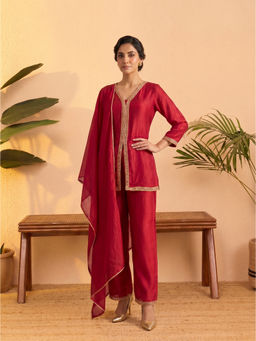 Vedant Vastram - Women'S Modal Solid Red Kurti and Palazzo with Dupatta
