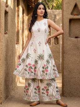 Mabish By Sonal Jain - Women Cotton Floral White Kurta and Palazzo