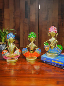 Ekhasa - Metal Show Pieces for Home Decor Gift Items for Showcase (Set of 3)