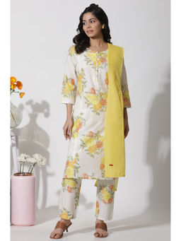 W - Women Off White Floral Print Cotton Kurta with Straight Pant and Dupatta (Set of 3)
