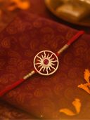 Red color option, Sold out, Currently selected