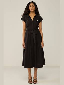 Move About Effortlessly - Black Collared Maxi Dress