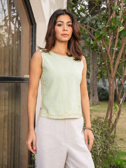 Rangsutra - Green Suhani Sleeveless Cotton Soof Hand Embroidery Top