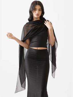NEF'S Finds - Black Siren Ponchos Top