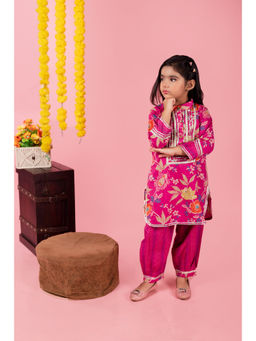 Aatya Kiids - Pink Round Neck Kurti with Salwar (Set of 2)