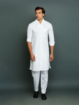 Echke - High Neck Rounded Chinese Collar with Extended Button Feature