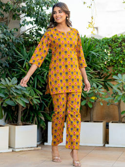 HOUSE OF JAMOTI - Yellow Base Daisy Pop Rozana Co-Ord (Set of 2)