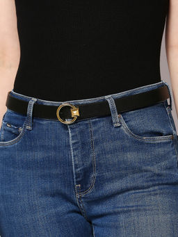 Twenty Dresses by Nykaa Fashion - A Mesmerizing Style Belt