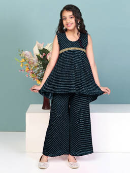 FASHION DREAM - Girl's Georgette Printed Black Kurta With Palazzo