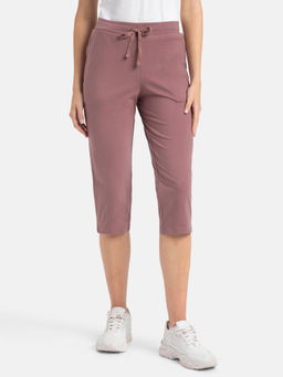 Jockey - 1300 Women Mauve Combed Cotton Elastane Slim Fit Capri