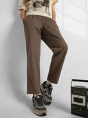 Brown color option, Currently selected