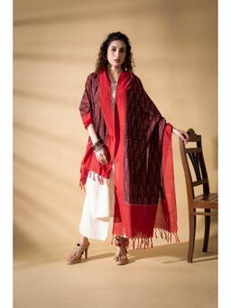 VASTRA RAAG - Maroon Pochampally Double Ikat Cotton Dupatta
