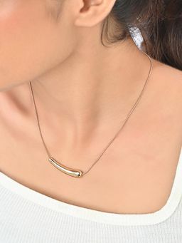 ToniQ - Golden Minimal Curved Bar Pendant Necklace