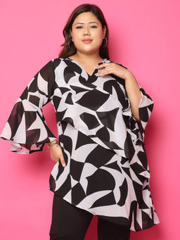 theRebelinme - Plus Size Womens Black Printed Longline Top