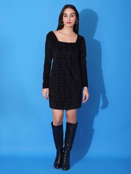 DEBONATELLA - Women Black Off Shoulder Velvet Dress