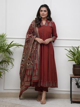 Gahan - Womens Viscose Rayon Straight Printed Anarkali Kurta with Pant & Dupatta