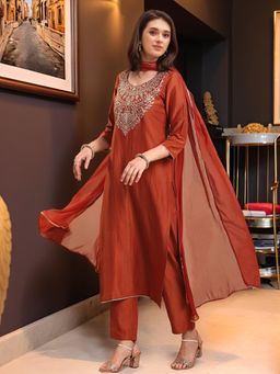 Gahan - Womens Viscose Rayon Straight Embroidered Kurta with Pant & Dupatta