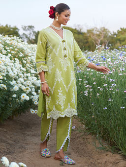 Heeposh - Schiffli Embroidered Floral Cotton Kurta with Pant (Set of 2)