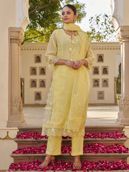 Heeposh - Multi Embroidered Organza Kurta with Pant and Dupatta (Set of 3)