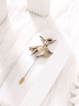 Cosa Nostraa - Dancing Girl Lapel Pin