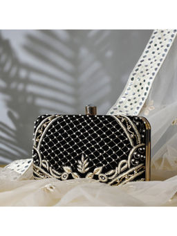 HOUSE OF WEBHIN - Aafreen Velvet Embroidered Clutch