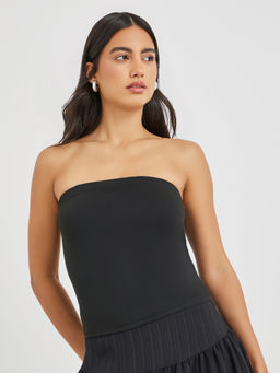 Styli Elevate - Black Solid Polyester Fitted Top
