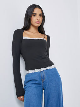 Styli - Black Solid Polyester Fitted Top