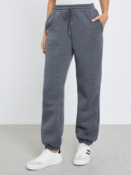 Styli - Grey Solid Knitted Tapered Joggers