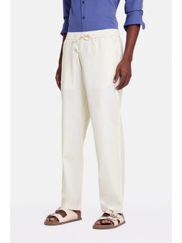 Snitch - Off White Solid Relaxed Fit Casual Trouser