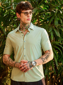 Campus Sutra - Men's Light Pistachio Seamless Cuboid Shirt