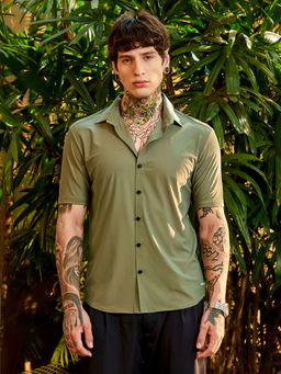 Campus Sutra - Men's Olive Green Seamless Cuboid Shirt