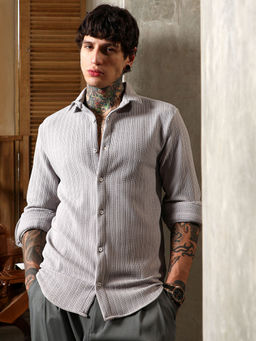 Campus Sutra - Men's Cloud Grey Chevron-Panel Tactile Shirt