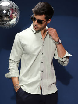 Campus Sutra - Men's Cloud Green Unbalanced-Ridge Relaxed Shirt