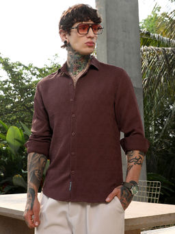Campus Sutra - Men's Chocolate Brown Warpwelt-Tactile Shirt