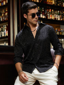 Campus Sutra - Men's Onyx Black Rose-Tactile Shirt