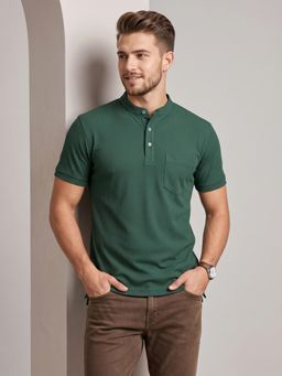 Charagh Din - Green Textured Regular T-Shirt